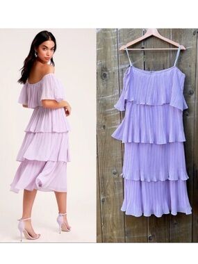 Pastel Lavender Off-the-Shoulder Ruffle Midi Dress 🌿